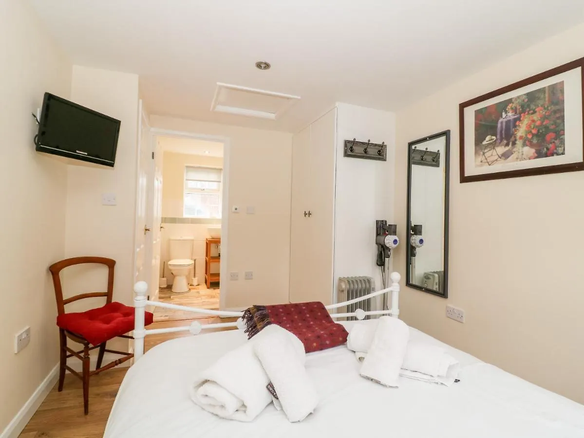 Wee Woody Apartman Bentley